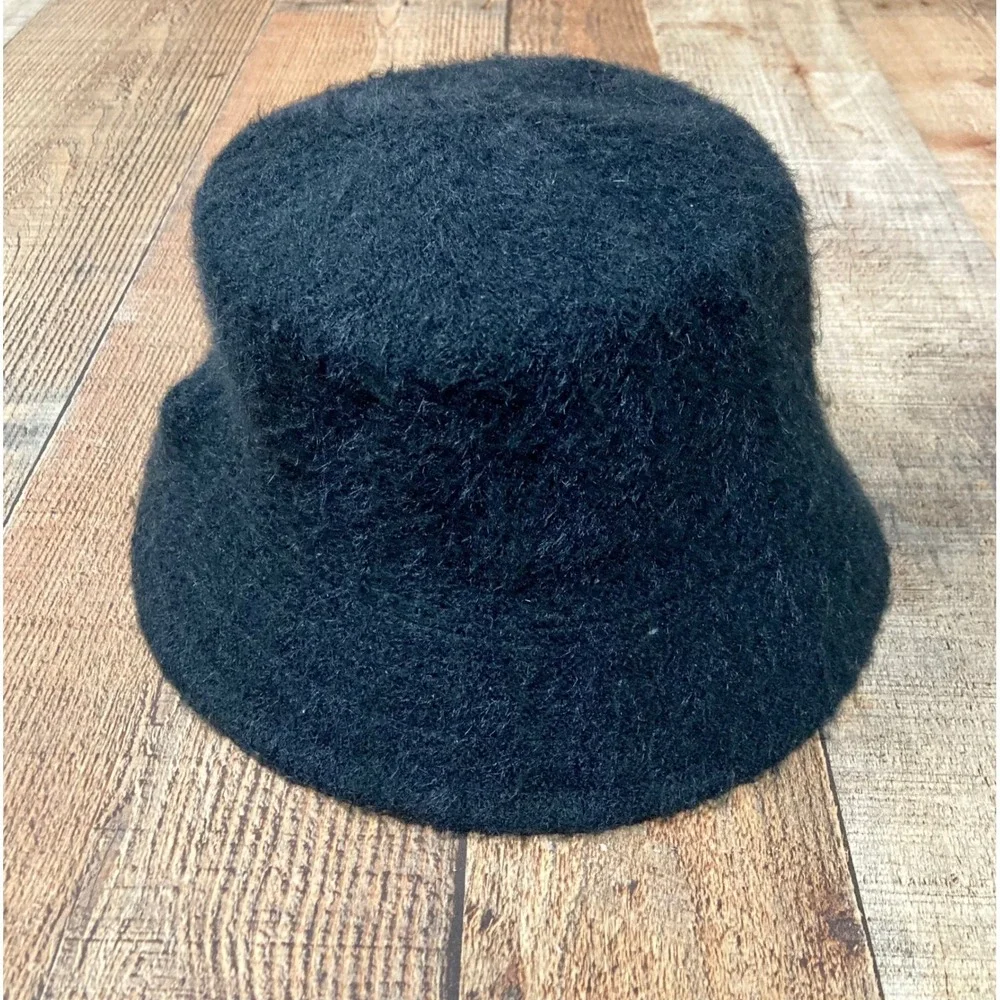 Savage X‎ Fenty Black Fuzzy Bucket Hat Eyelash Knit Logo Patch One Size